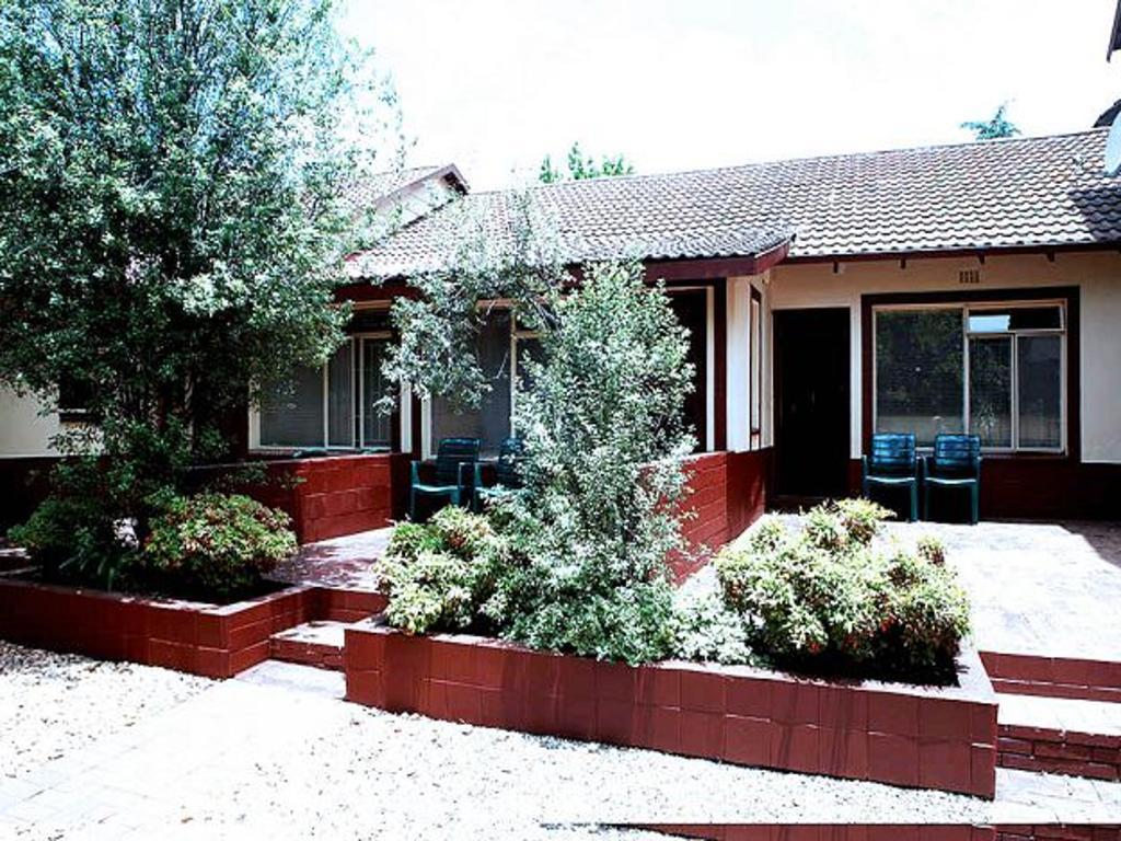 Tudor Lodge Guest House Joanesburgo Exterior foto